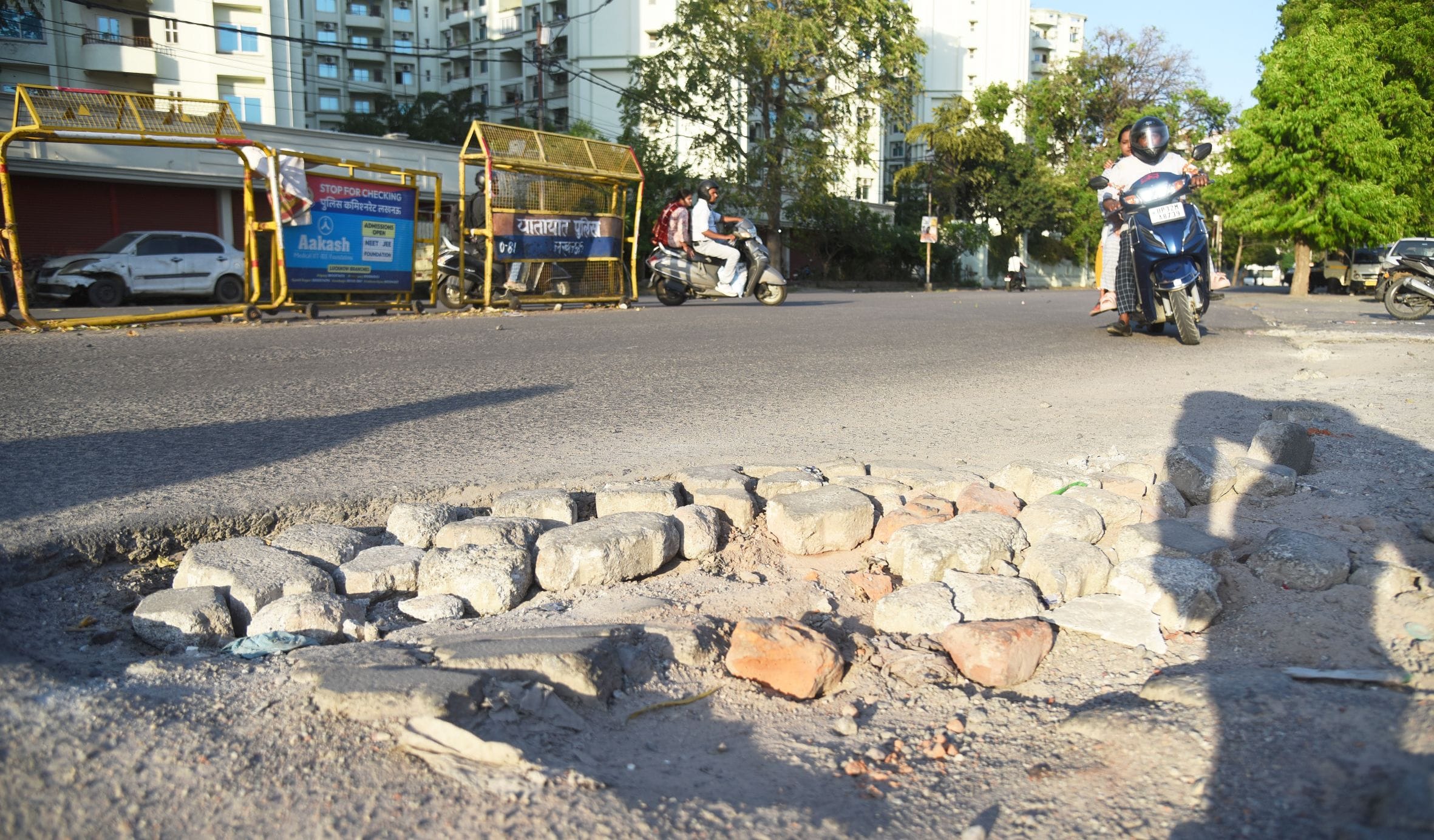 राजधानी की सड़कों का हाल। 