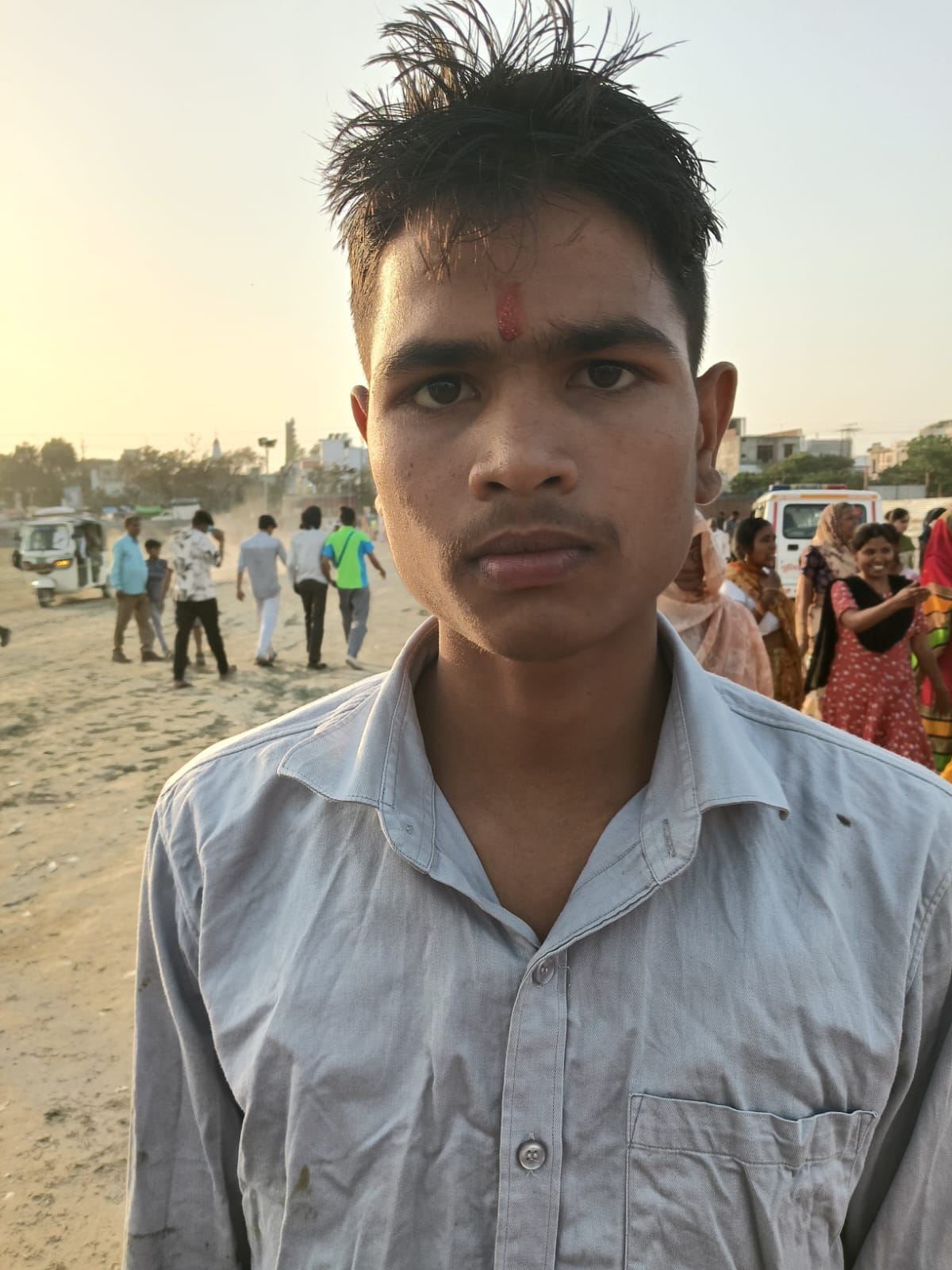 हीरा सिंह नेगी। संवाद