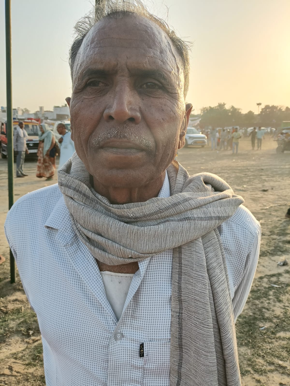 हीरा सिंह नेगी। संवाद