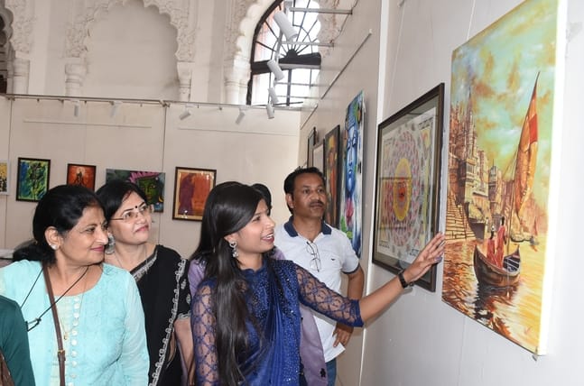 राज्य ललित कला अकादमी परिसर में सोमवार से तीन दिवसीय बद्रीनाथ आर्या चित्रकला प्रदर्शनी की शुरुआ