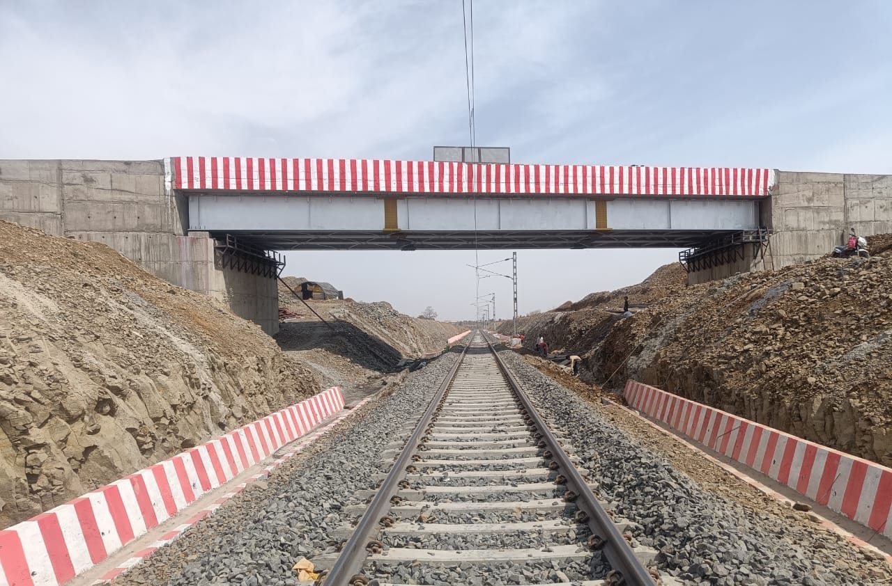 रामगंजमंडी-भोपाल रेल लाइन का कार्य तेजी से जारी