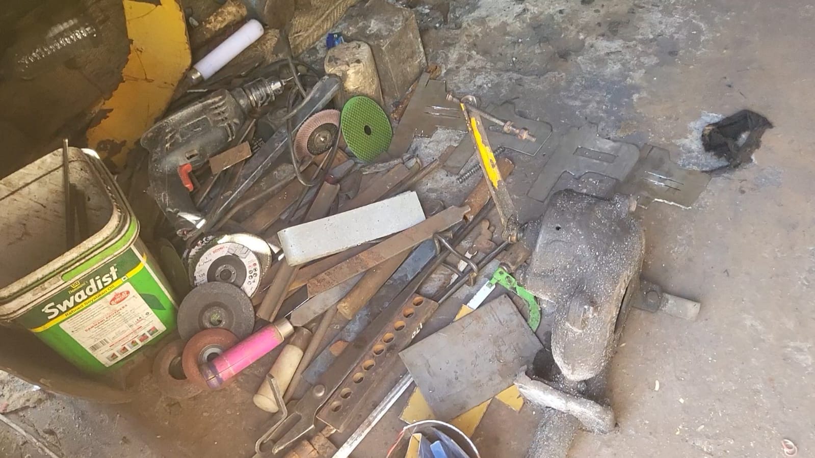 अवैध हथियार पुलिस ने किए जप्त