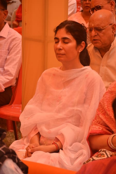 ज्योतिर्लिंग के पावन अंश के दर्शन को उमड़े श्रद्धालु ज्योतिर्लिंग के पावन अंश के दर्शन को उमड़े श्रद्धालु