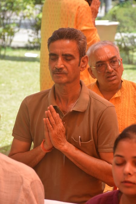 ज्योतिर्लिंग के पावन अंश के दर्शन को उमड़े श्रद्धालु ज्योतिर्लिंग के पावन अंश के दर्शन को उमड़े श्रद्धालु
