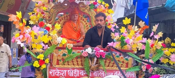 कैराना में बाबा साहब भीमराव आंबेडकर जयंती पर बाबा साहब की प्रतिमा का माल्यापर्ण करते भाजपाई-संव कैराना में बाबा साहब भीमराव आंबेडकर जयंती पर बाबा साहब की प्रतिमा का माल्यापर्ण करते भाजपाई-संव