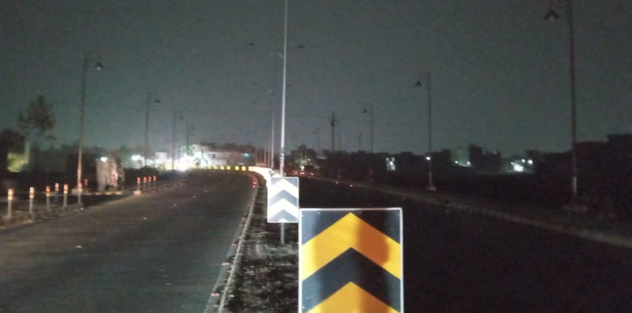 मोहल्ला मोहनगंज स्थित निर्माणाधीन ग्रीन रोड। संवाद मोहल्ला मोहनगंज स्थित निर्माणाधीन ग्रीन रोड। संवाद