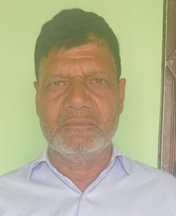 शहर की गैस एजेंसी पर लगी उपभोक्ताओं की लाइनें। संवाद शहर की गैस एजेंसी पर लगी उपभोक्ताओं की लाइनें। संवाद