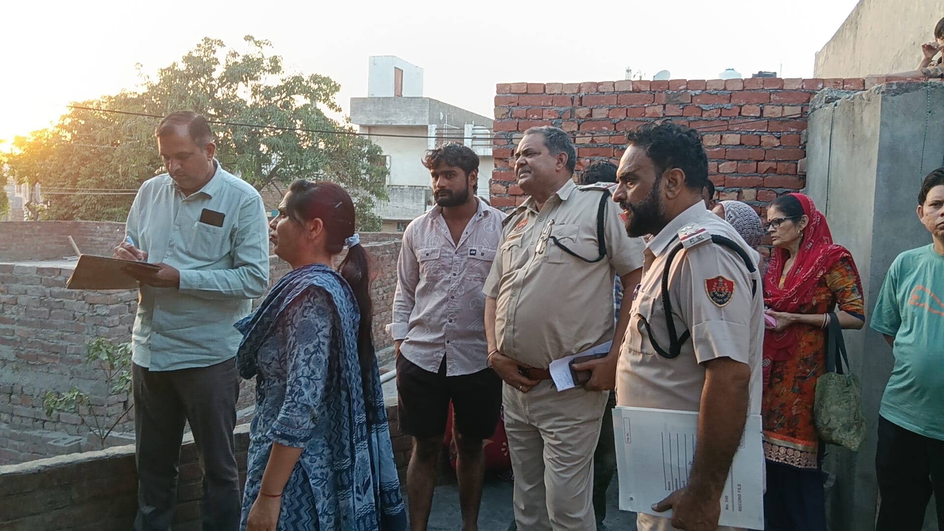 नागरिक अस्पताल में भर्ती नसीम। संवाद