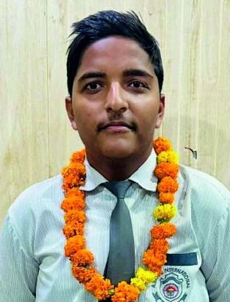 सृजल कटियार- सेंट जॉन सीनियर सेकेंडरी स्कूल, गोला-92.4 प्रतिशत सृजल कटियार- सेंट जॉन सीनियर सेकेंडरी स्कूल, गोला-92.4 प्रतिशत