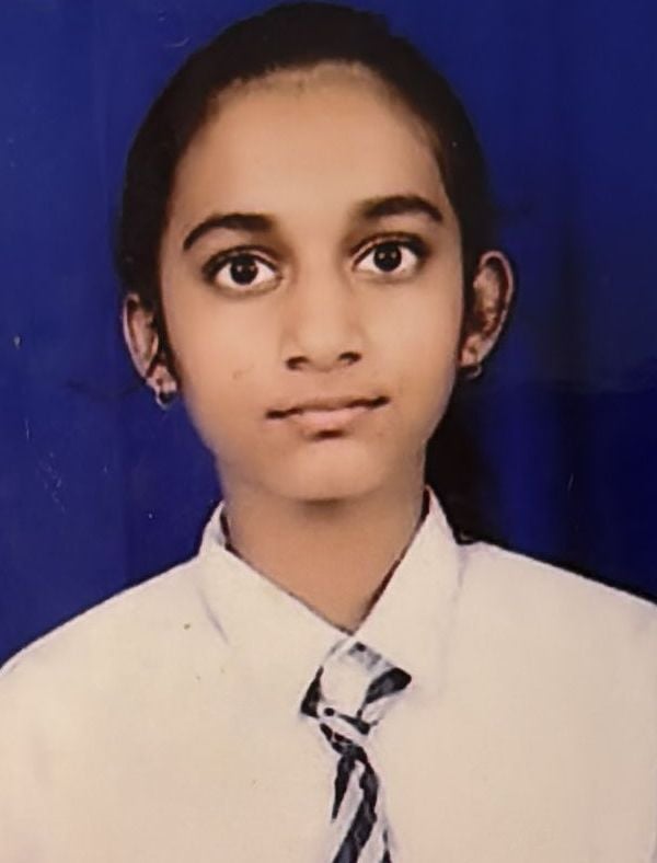 सृजल कटियार- सेंट जॉन सीनियर सेकेंडरी स्कूल, गोला-92.4 प्रतिशत सृजल कटियार- सेंट जॉन सीनियर सेकेंडरी स्कूल, गोला-92.4 प्रतिशत