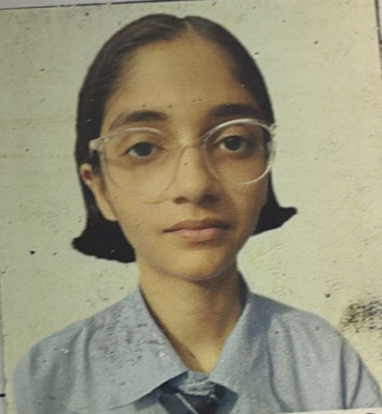 सृजल कटियार- सेंट जॉन सीनियर सेकेंडरी स्कूल, गोला-92.4 प्रतिशत सृजल कटियार- सेंट जॉन सीनियर सेकेंडरी स्कूल, गोला-92.4 प्रतिशत