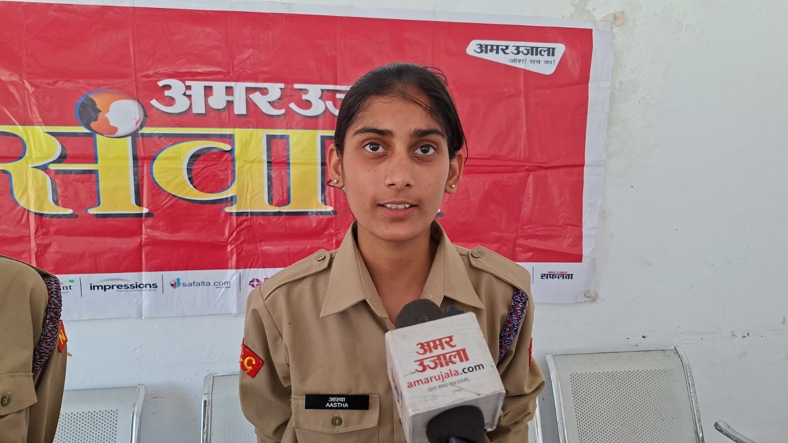 हिंदू कन्या महाविद्यालय में संवाद कार्यक्रम के दौरान चर्चा करतीं प्राध्यापिकाएं और छात्राएं। सं हिंदू कन्या महाविद्यालय में संवाद कार्यक्रम के दौरान चर्चा करतीं प्राध्यापिकाएं और छात्राएं। सं