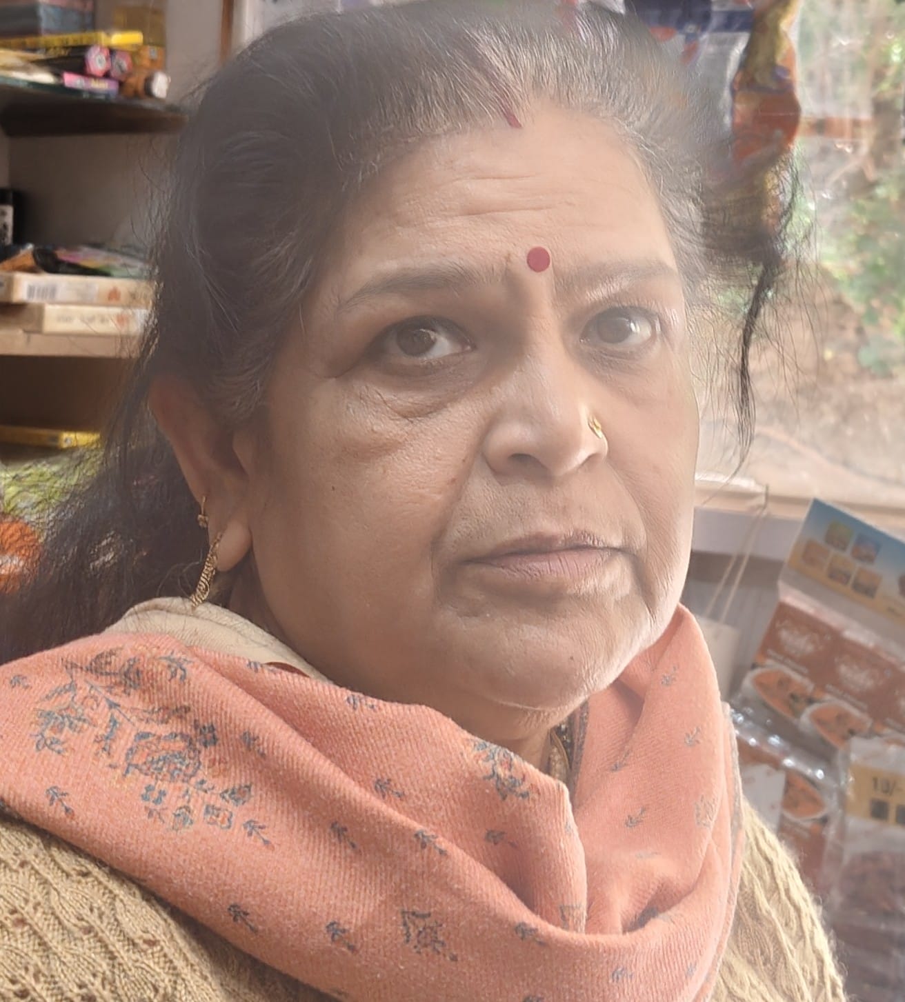 नगर निगम सोलन के वार्ड 2 में बने नाले में पड़ी गंदगी। संवाद