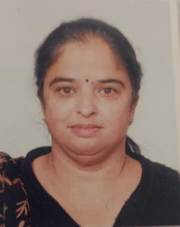 नगर निगम सोलन के वार्ड 2 में बने नाले में पड़ी गंदगी। संवाद