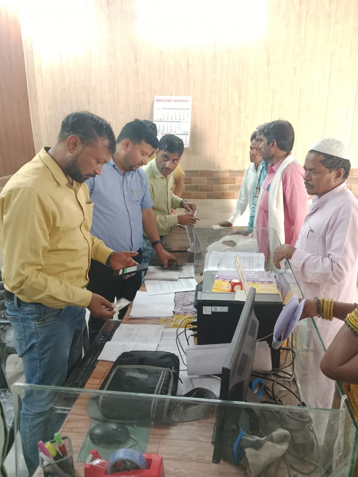 शिविर लगाकर की गई फार्मर रजिस्ट्री। शिविर लगाकर की गई फार्मर रजिस्ट्री।