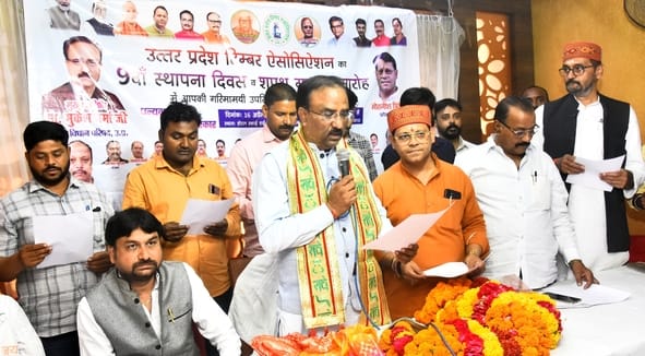 टिंबर एसोसिएशन के नवनियुक्त पदाधिकारियों ने ली शपथ टिंबर एसोसिएशन के नवनियुक्त पदाधिकारियों ने ली शपथ