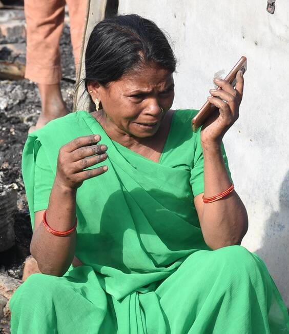 विकास नगर सेक्टर-12 में झुग्गी बस्ती में हुए अग्निकांड के दूसरे दिन कूछ ये रहे हालात।