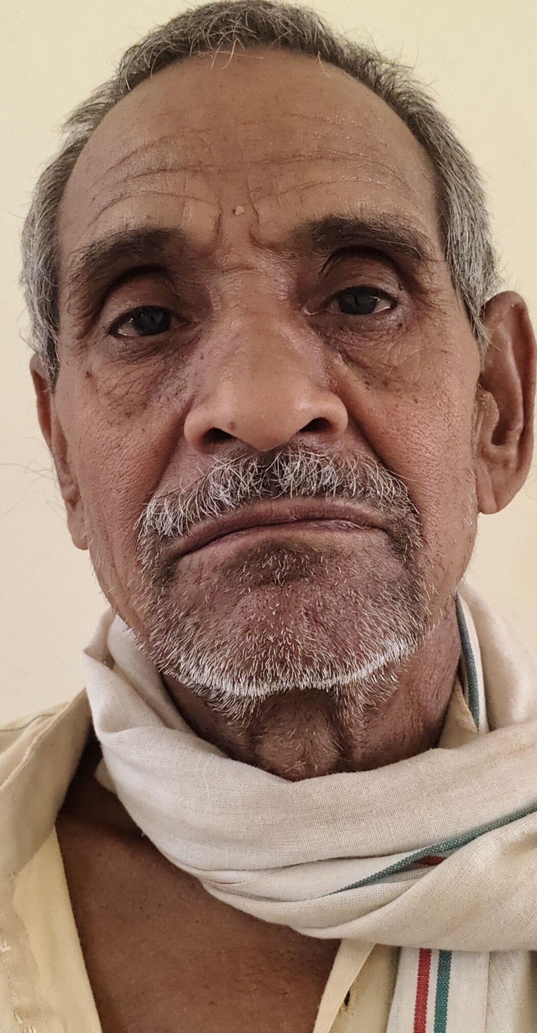 फोटो-25-संपूर्ण समाधान दिवस में शिकायतें सुनते डीएम और जहानाबाद विधायक। संवाद फोटो-25-संपूर्ण समाधान दिवस में शिकायतें सुनते डीएम और जहानाबाद विधायक। संवाद