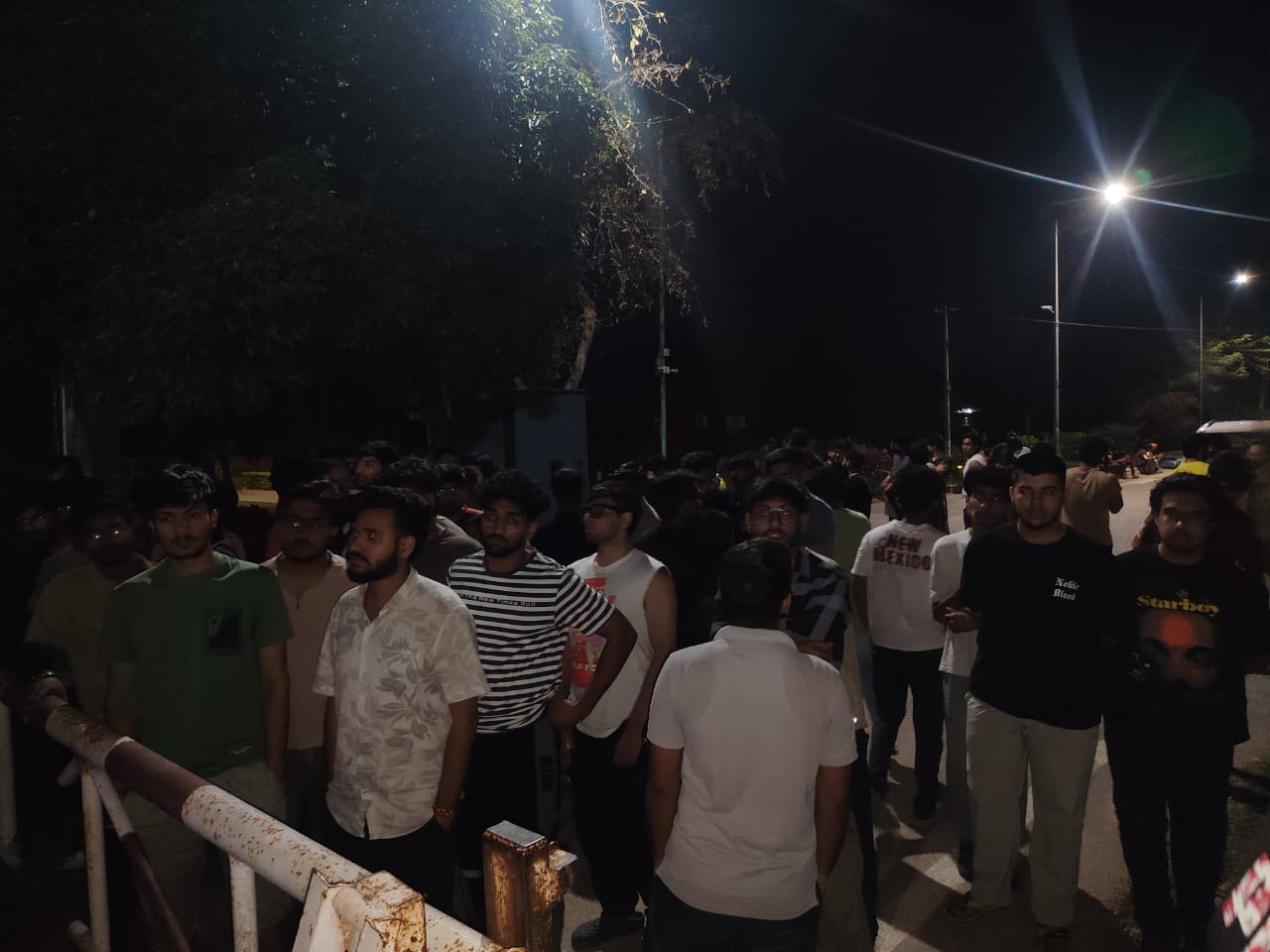 कुरुक्षेत्र। देर शाम एनआईटी के बार तैनात भारी पुलिस बल। संवाद