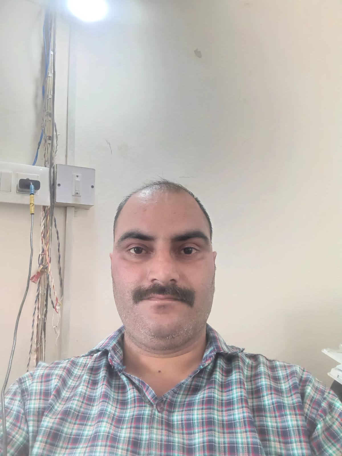 टौणी देवी-ककड़ियार सड़क की खराब हालत। संवाद