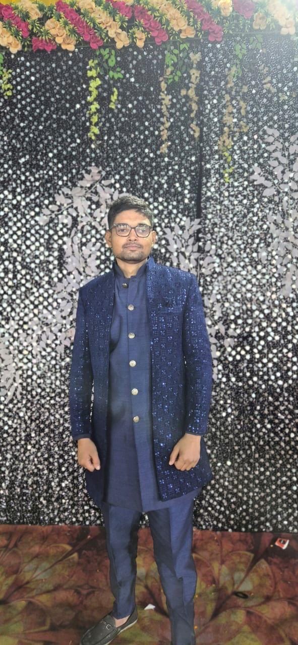 मृतक विवेक ने लिखा सुसाइट नोट।स्रोत-सोशल मीडिया