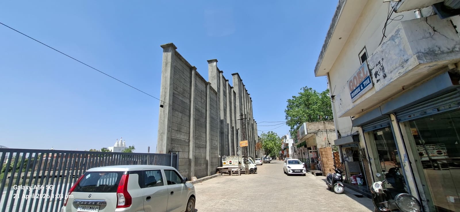 नौरंगराय तालाब का गंदा पानी। संवाद