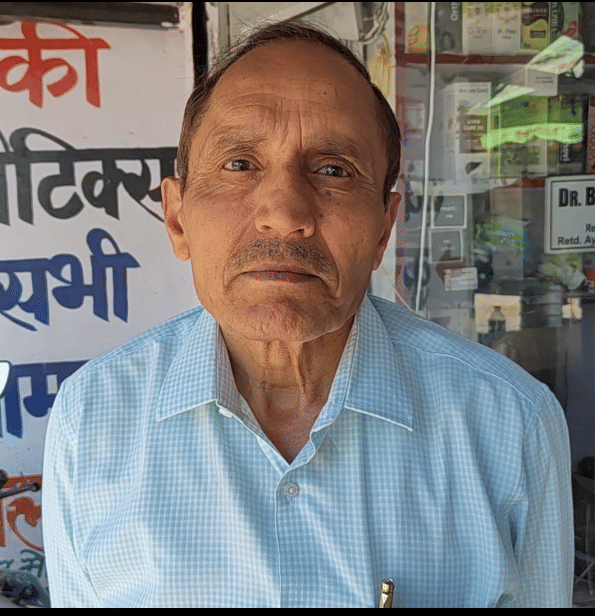 सुभाष शर्मा, वार्ड नंबर 7 ठोडो मैदान।