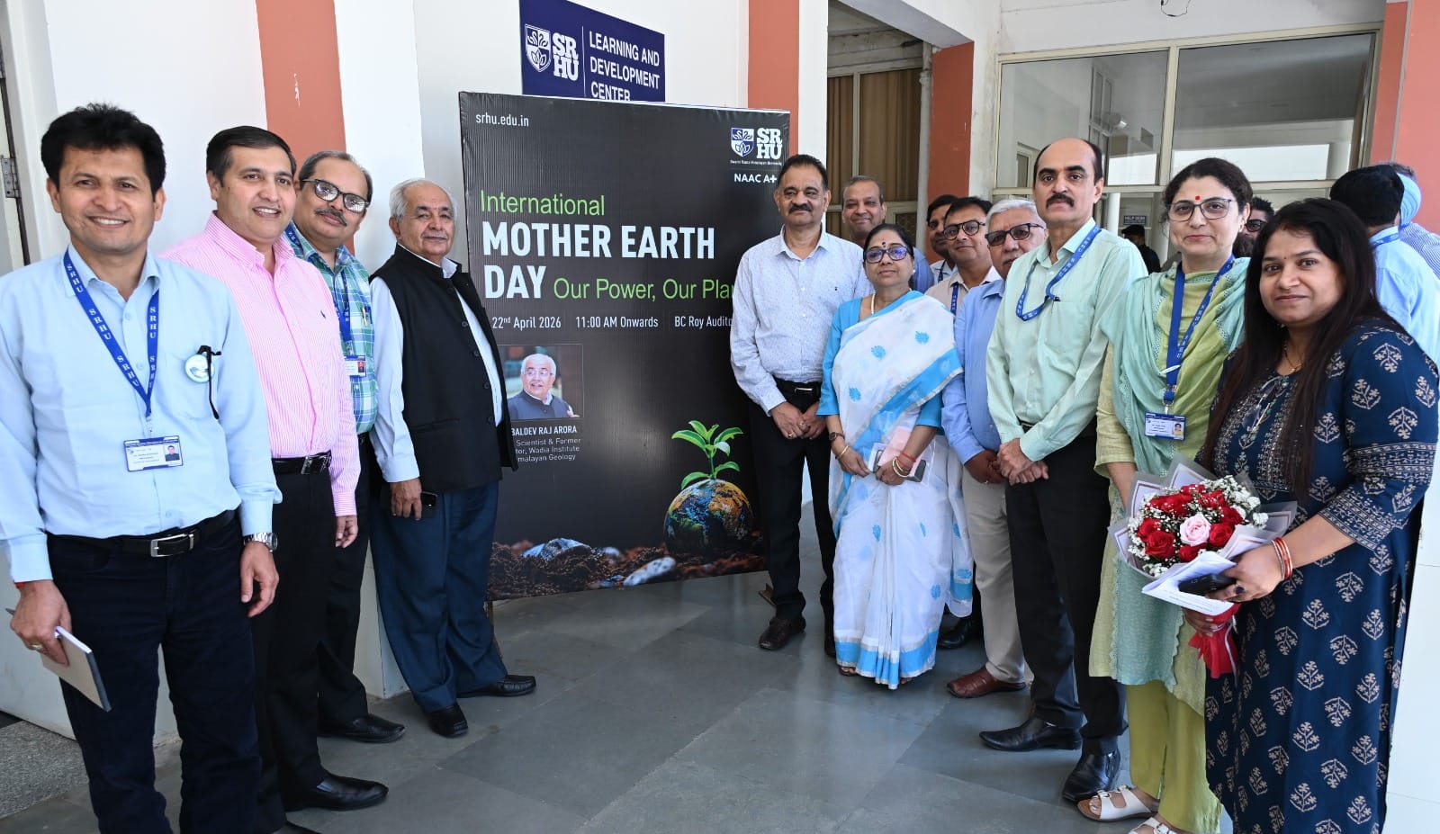 पृथ्वी दिवस पर विद्यार्थियों ने पर्यावरण बचाने का संकल्प लिया: संवाद पृथ्वी दिवस पर विद्यार्थियों ने पर्यावरण बचाने का संकल्प लिया: संवाद