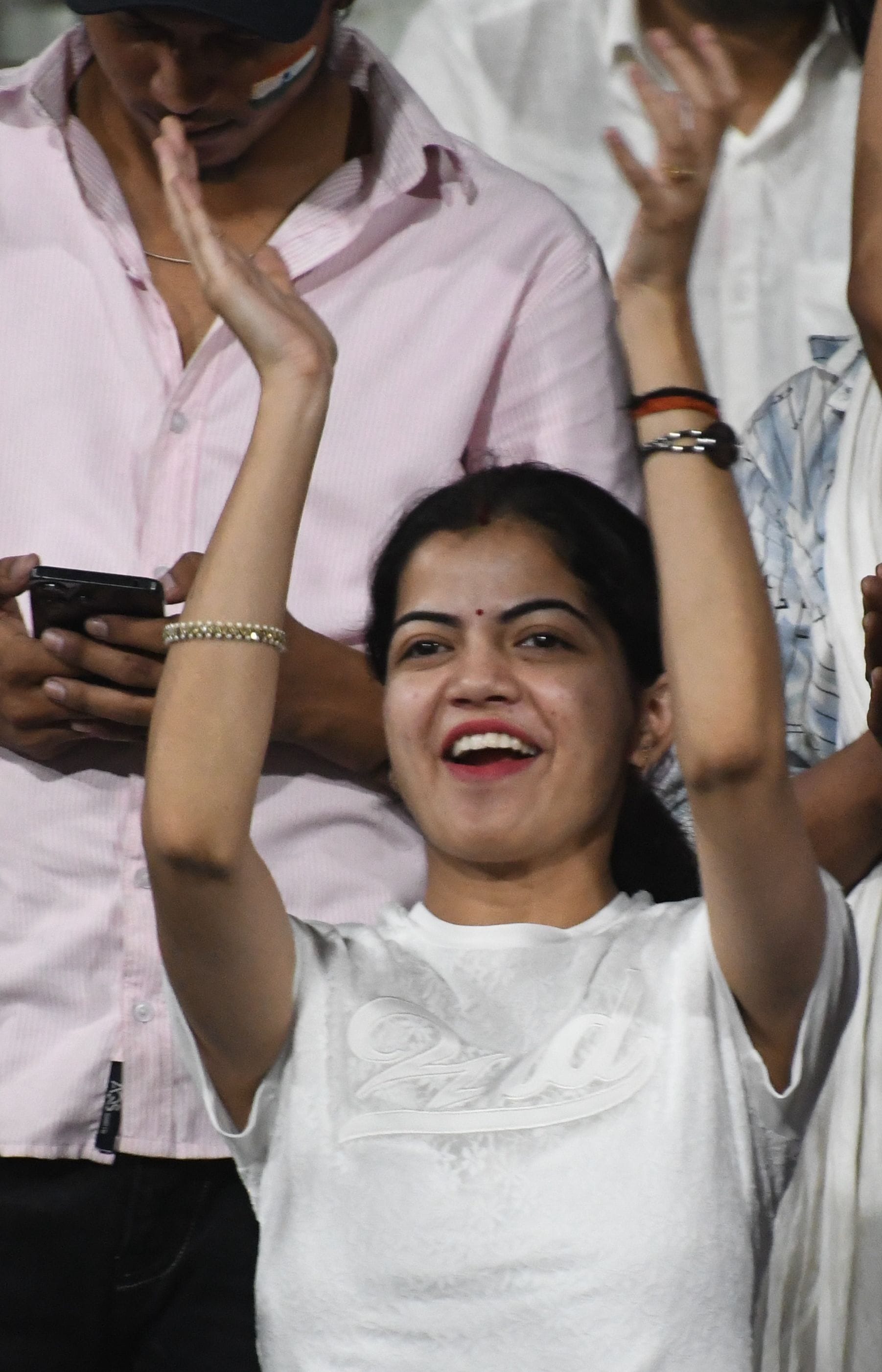 राजस्थान रॉयल्स और लखनऊ सुपरजायंट्स के बीच मैच देखने इकाना पहुंचे दर्शक। राजस्थान रॉयल्स और लखनऊ सुपरजायंट्स के बीच मैच देखने इकाना पहुंचे दर्शक।