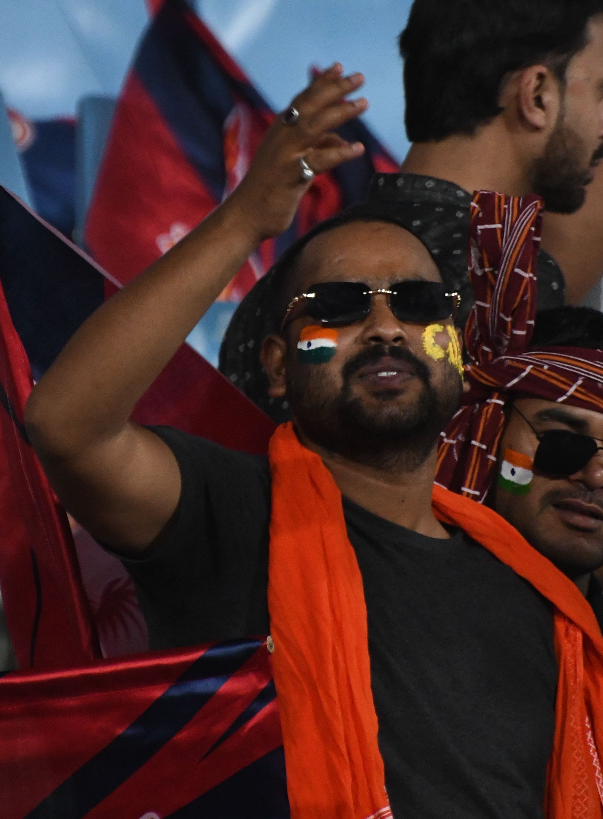 राजस्थान रॉयल्स और लखनऊ सुपरजायंट्स के बीच मैच देखने इकाना पहुंचे दर्शक। राजस्थान रॉयल्स और लखनऊ सुपरजायंट्स के बीच मैच देखने इकाना पहुंचे दर्शक।