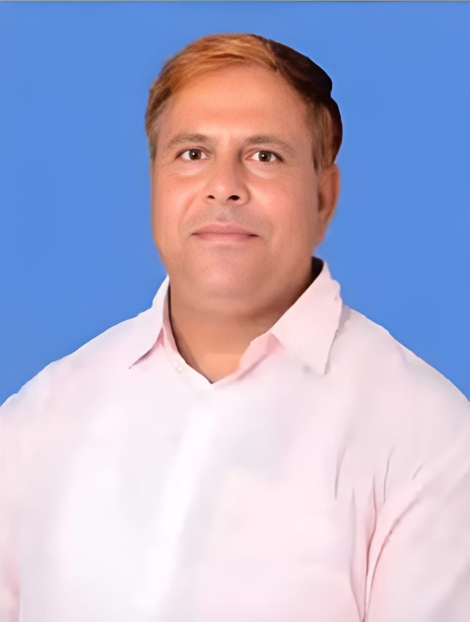 विनिता पीपल