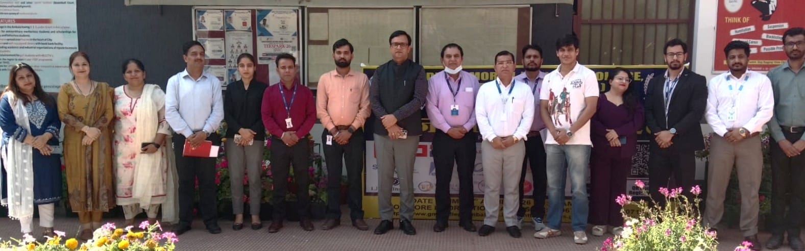 अंबाला छावनी के जीएमएन पब्लिक स्कूल में पर्यावरण संरक्षण की शपथ लेते बच्चे। प्रवक्ता अंबाला छावनी के जीएमएन पब्लिक स्कूल में पर्यावरण संरक्षण की शपथ लेते बच्चे। प्रवक्ता