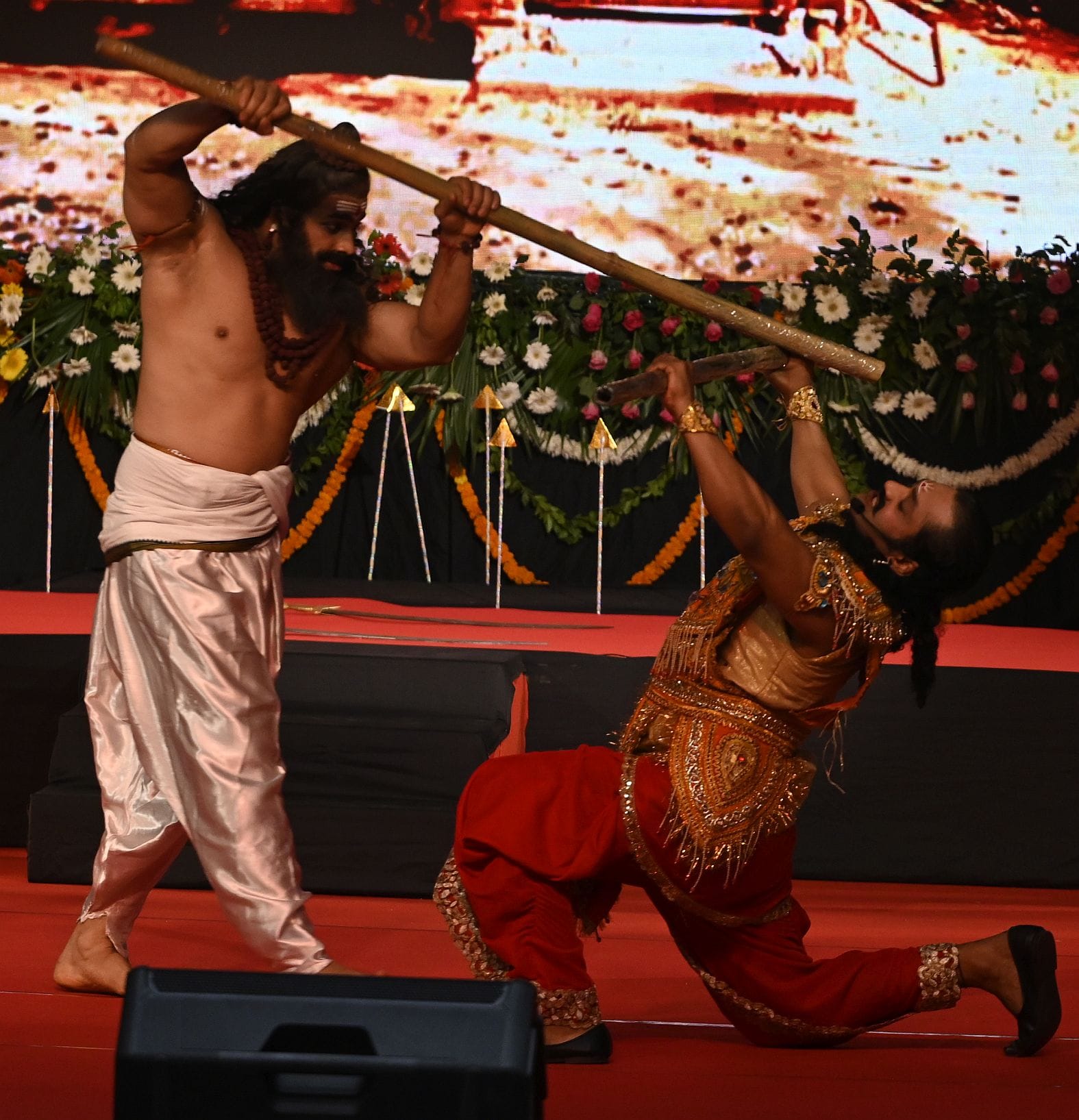 इंदिरा गांधी प्रतिष्ठान में आयोजित तीन दिवसीय ‘रश्मिरथी पर्व’ का शुभारंभ मुख्यमंत्री योगी आदित इंदिरा गांधी प्रतिष्ठान में आयोजित तीन दिवसीय ‘रश्मिरथी पर्व’ का शुभारंभ मुख्यमंत्री योगी आदित