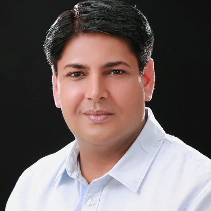 फोटो : सोनीपत के बाबा काॅलोनी में ओवरफ्लो सीवर का मैनहॉल। संवाद फोटो : सोनीपत के बाबा काॅलोनी में ओवरफ्लो सीवर का मैनहॉल। संवाद