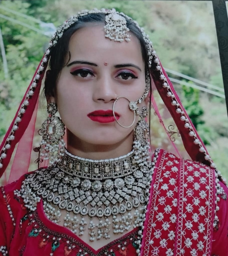 घनसाली बेलेश्वर अस्पताल में नवविवाहिता की संदिग्ध परिस्थितियों में हुई मौत की जांच कराने की मां