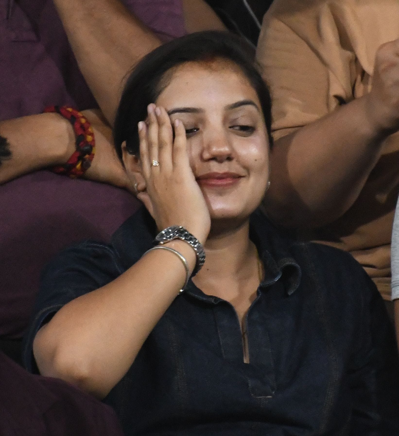 इकाना स्टेडियम में लखनऊ सुपरजायंट्स और कोलकाता नाइट राइडर्स के बीच हुए मुकाबले में पहुंचे दर्शक