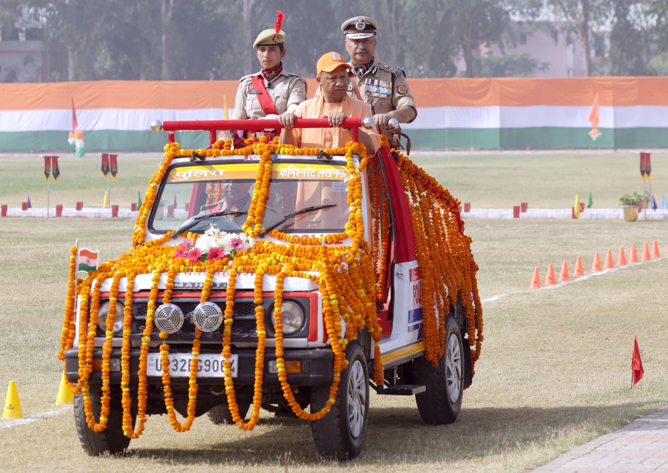 रविवार को पुलिस लाइन में आयोजित दीक्षांत समारोह में सिपाही बनी बेटियों ने पासिंग आउट परेड में स रविवार को पुलिस लाइन में आयोजित दीक्षांत समारोह में सिपाही बनी बेटियों ने पासिंग आउट परेड में स