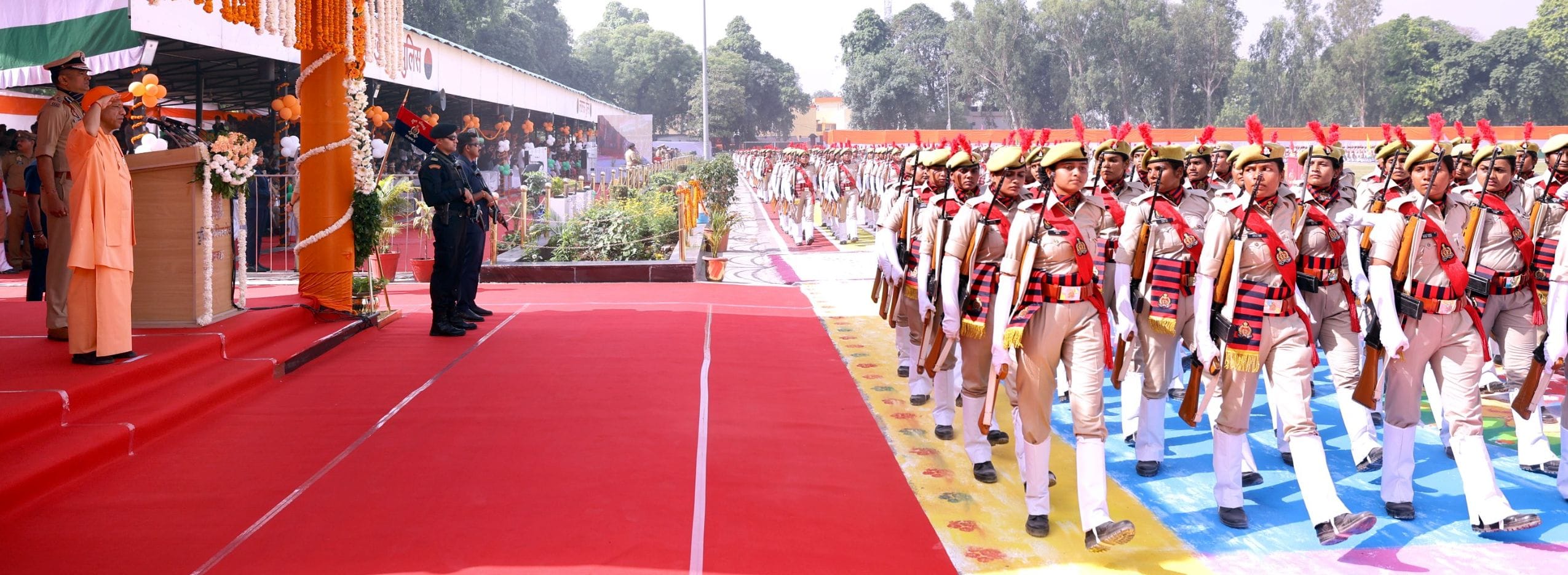 रविवार को पुलिस लाइन में आयोजित दीक्षांत समारोह में सिपाही बनी बेटियों ने पासिंग आउट परेड में स रविवार को पुलिस लाइन में आयोजित दीक्षांत समारोह में सिपाही बनी बेटियों ने पासिंग आउट परेड में स