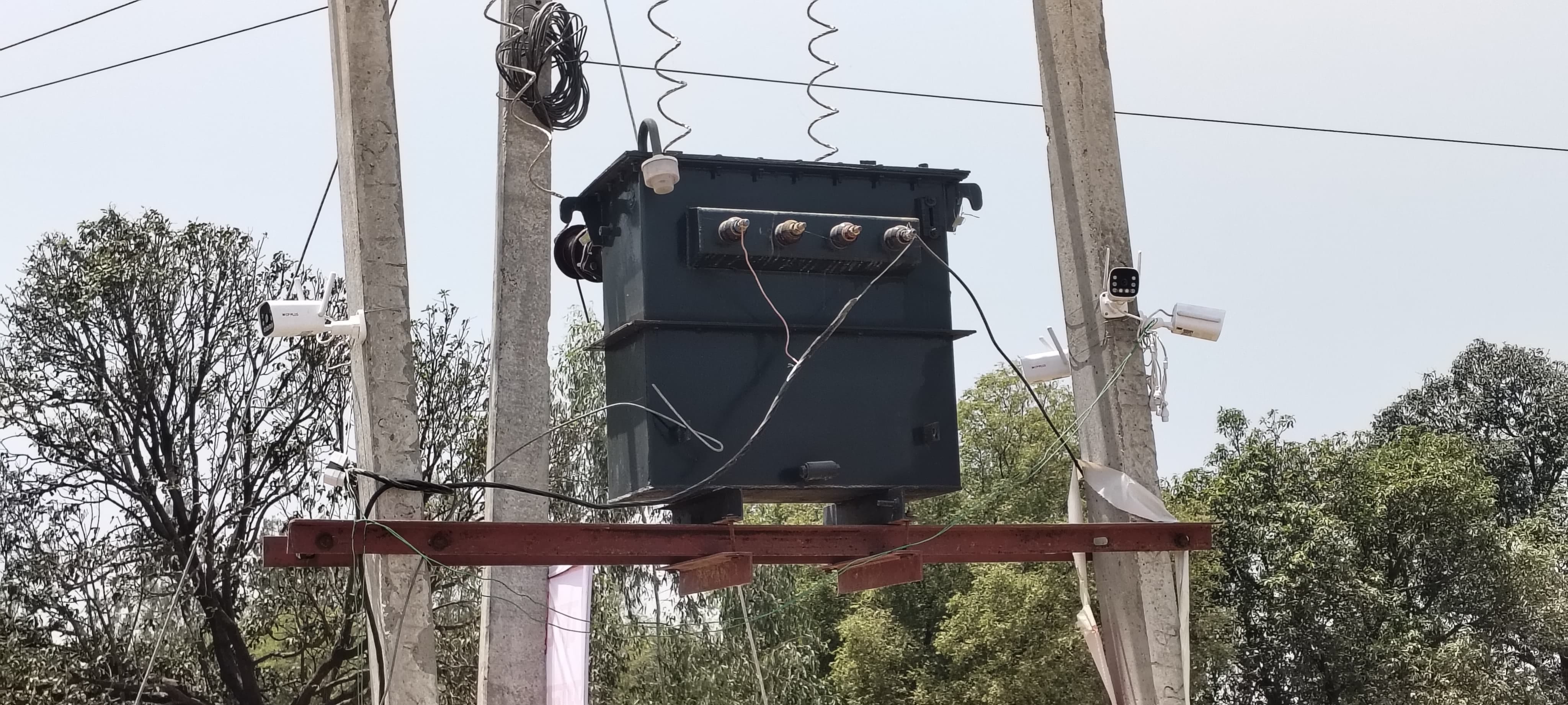 फोटो 38: गंगा एक्सप्रेसवे पर प्रयागराज की ओर जाने के लिए मल्लावां में बनाया गया टोल प्लाजा। संव