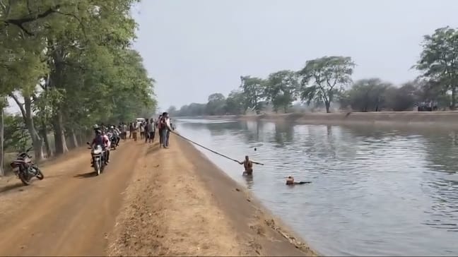 नहर में बहे पिता पुत्री