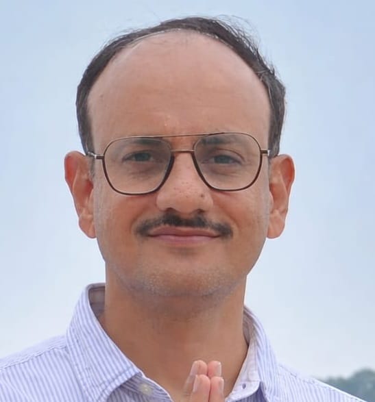 वार्ड नंबर 14 में ओवरफ्लो सीवर होने से निकला पानी। संवाद वार्ड नंबर 14 में ओवरफ्लो सीवर होने से निकला पानी। संवाद