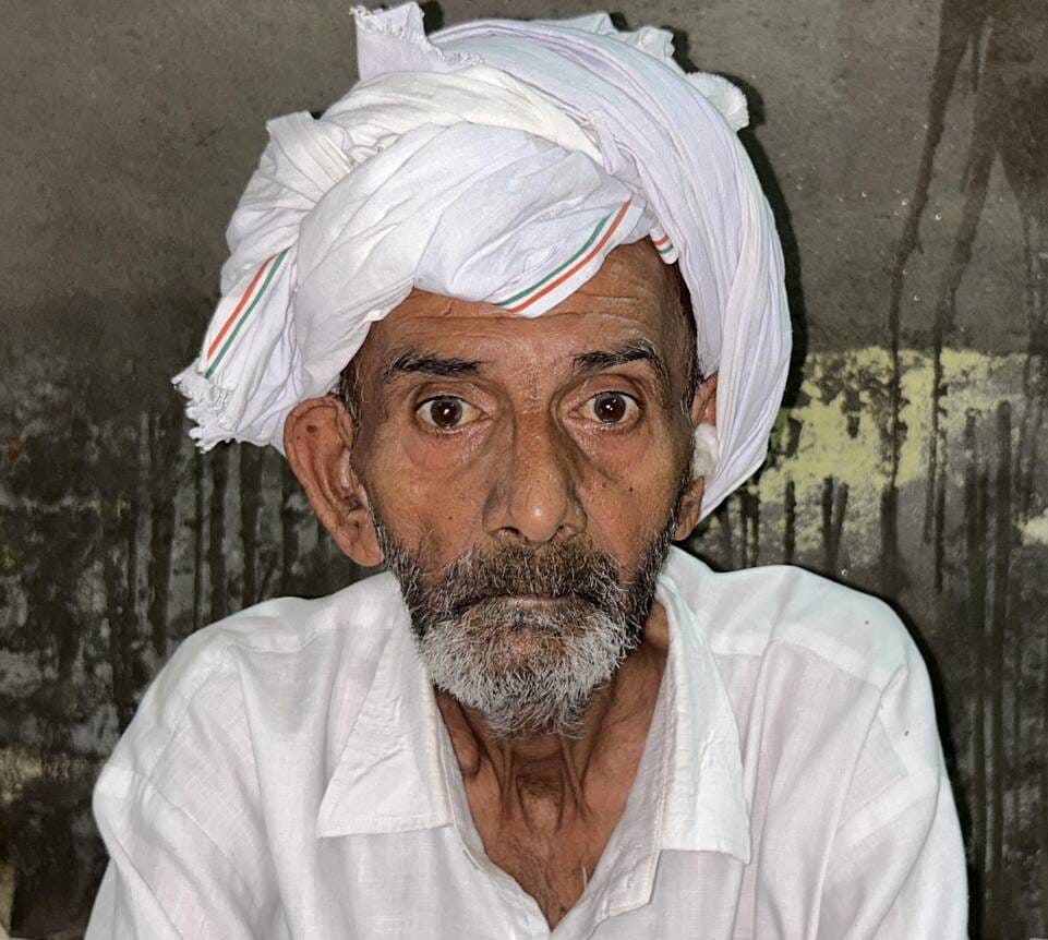 13-डॉक्टर रामधन।