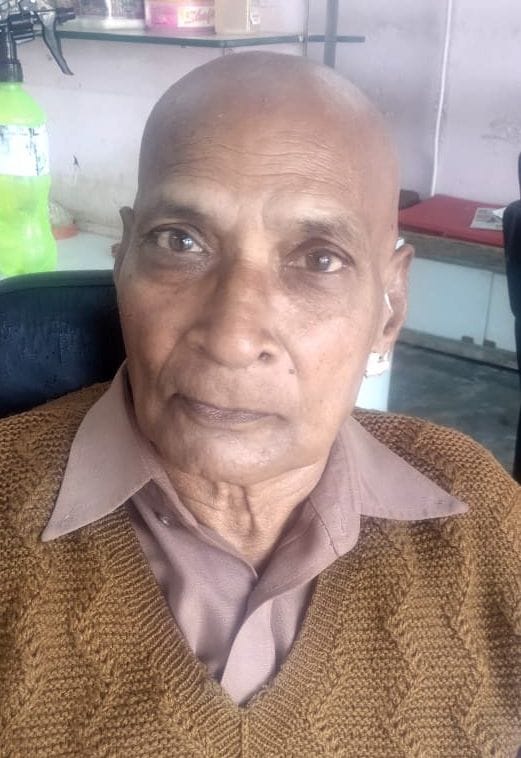 30जेएनडी16-नौराता राम सिंगला के निधन पर विलाप करते परिजन। स्रोत परिजन