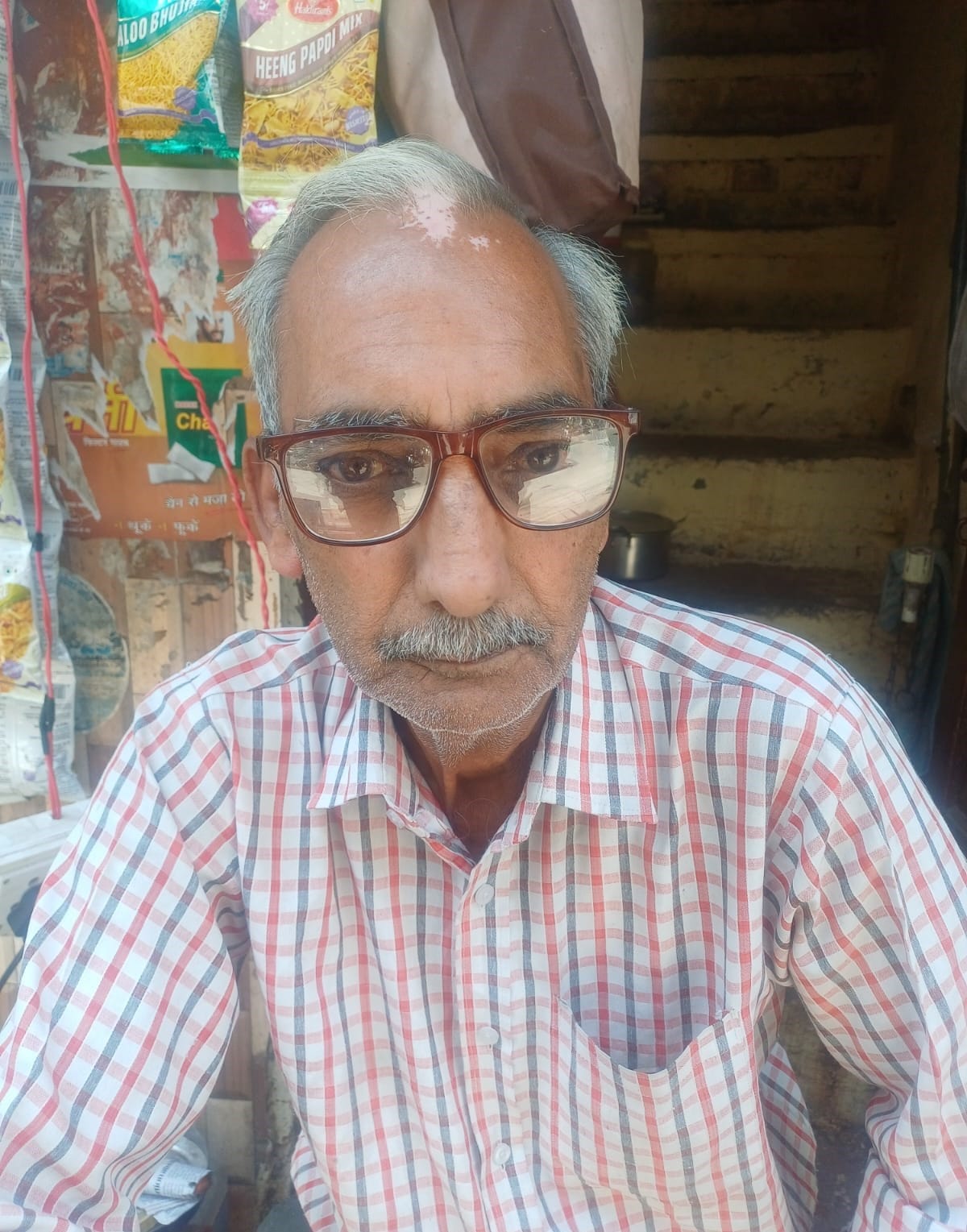 अंबाला सिटी के वार्ड नंबर नौ स्थित सराफा बाजार में पसरी गंदगी। संवाद