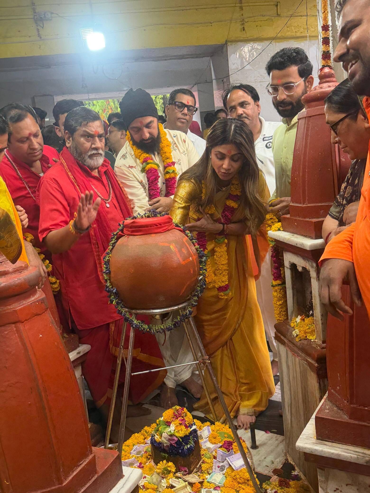बॉलीवुड स्टार शिल्पा शेट्टी पहुंची दतिया