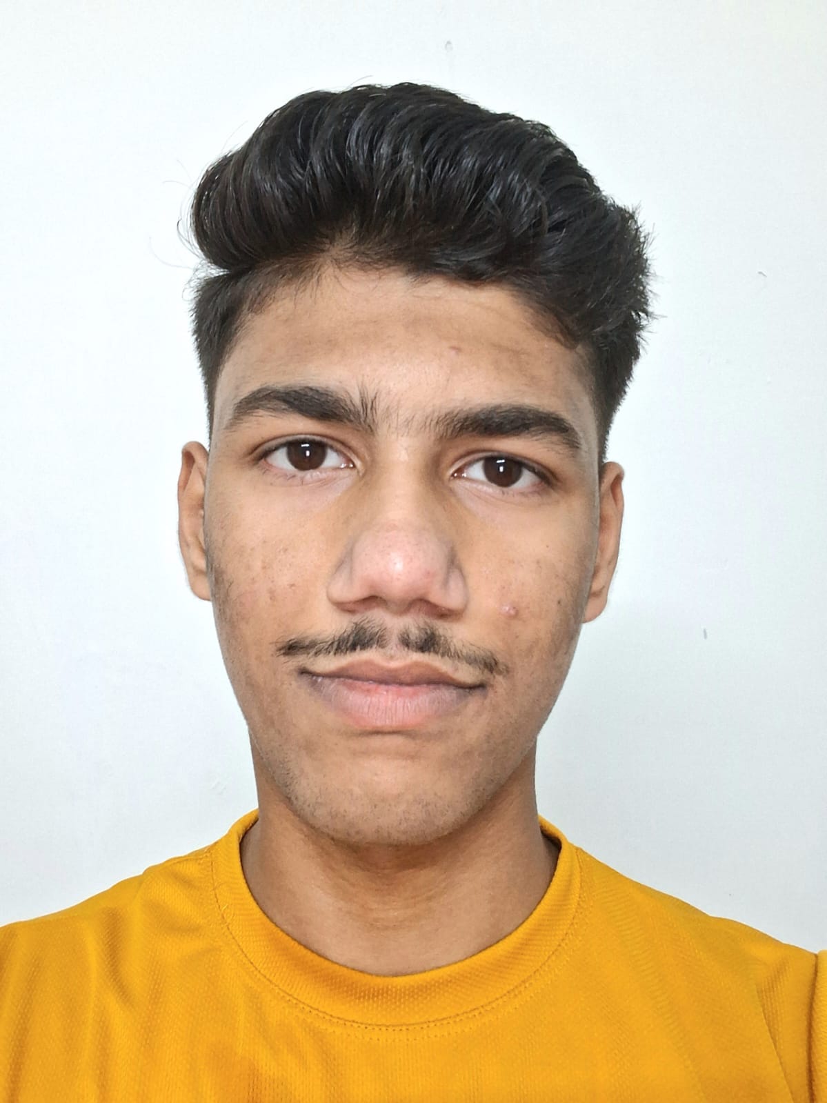 फोटो-20-चाचा चाची के साथ रजत। संवाद