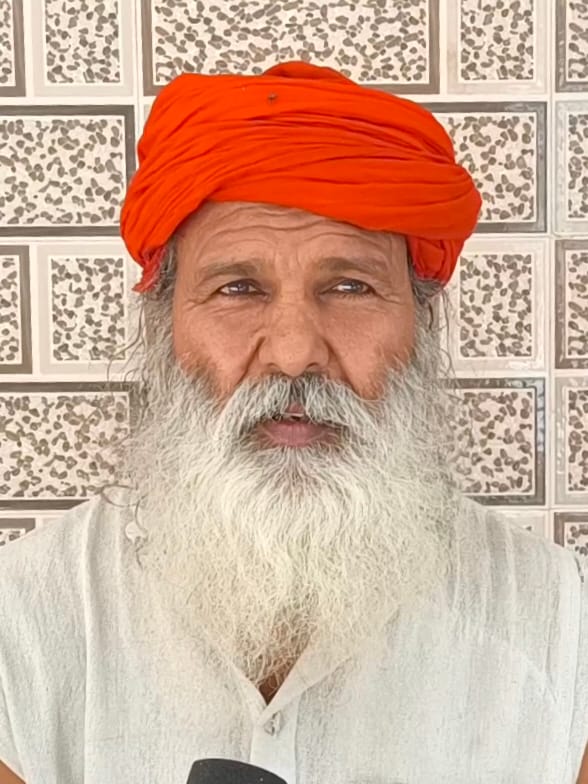 फोटो : सोनीपत के गांव खानपुर कलां में अड्डे पर स्थित बस स्टैंड। संवाद फोटो : सोनीपत के गांव खानपुर कलां में अड्डे पर स्थित बस स्टैंड। संवाद