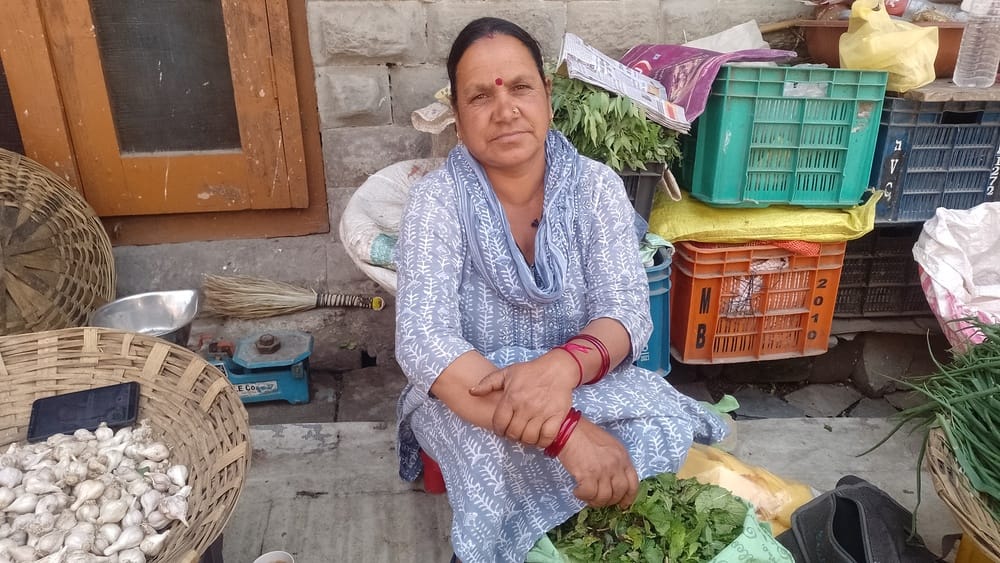 बेला देवी, निवासी मौवीसेरी मंडी। कारोबार