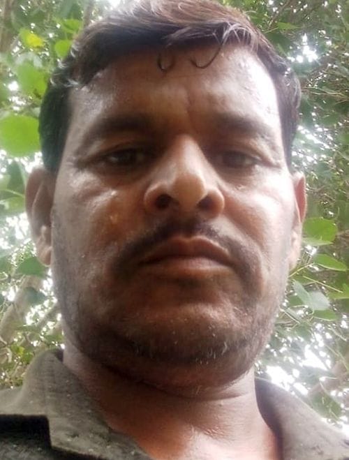 फोटो 01 एमएएचपी 01 परिचय-शिवहार ग्राम समूह पेयजल योजना से पाठा गांव में बनी पानी की टंकी। संवाद