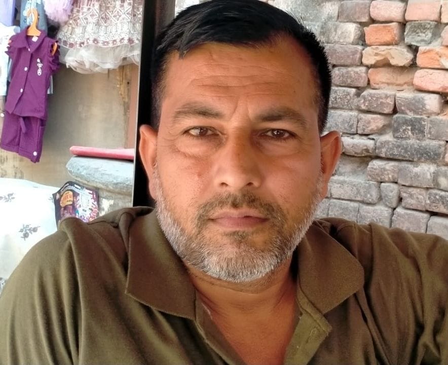 फोटो संख्या:60- पूर्ण कुमार, प्रधान, सफाई कर्मचारी